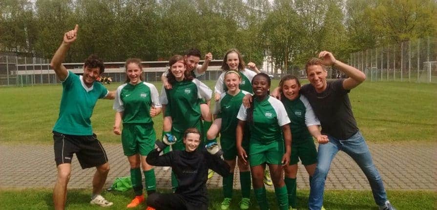 Fpgz Girls Team Ist Stuttgart Sieger Ferdinand Porsche Gymnasium Zuffenhausen